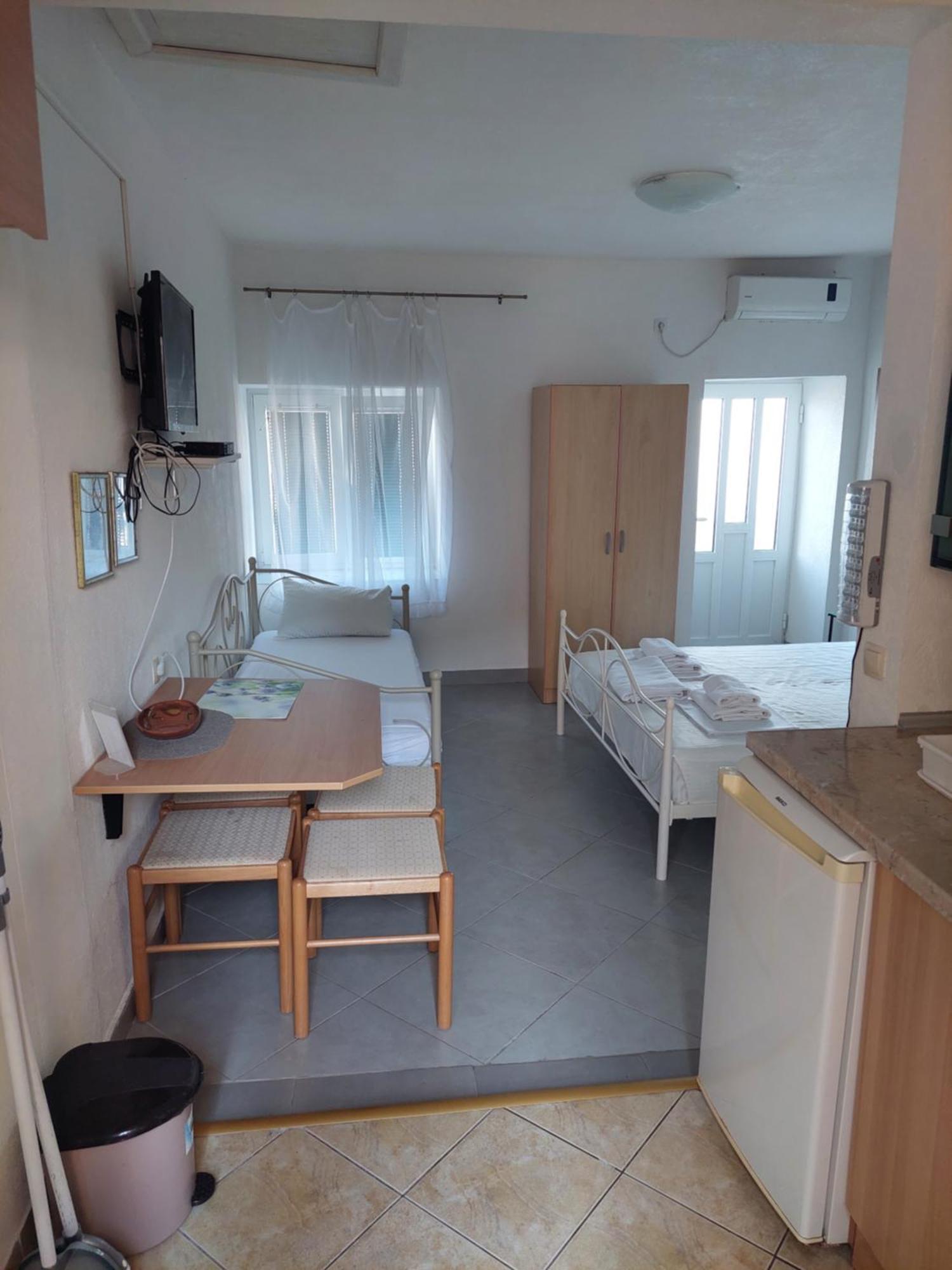 Kjara Apartments Tivat Zewnętrze zdjęcie