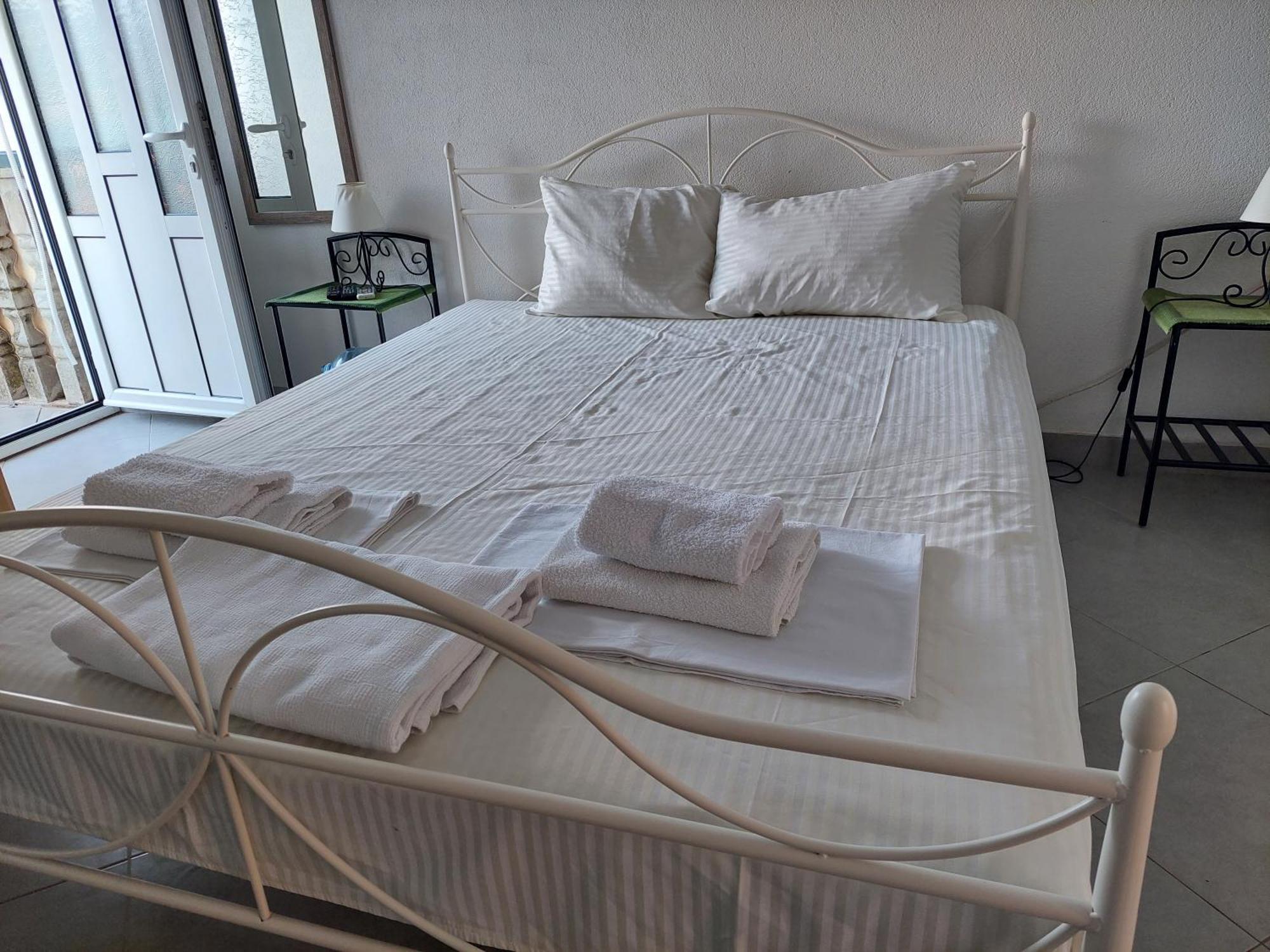 Kjara Apartments Tivat Zewnętrze zdjęcie