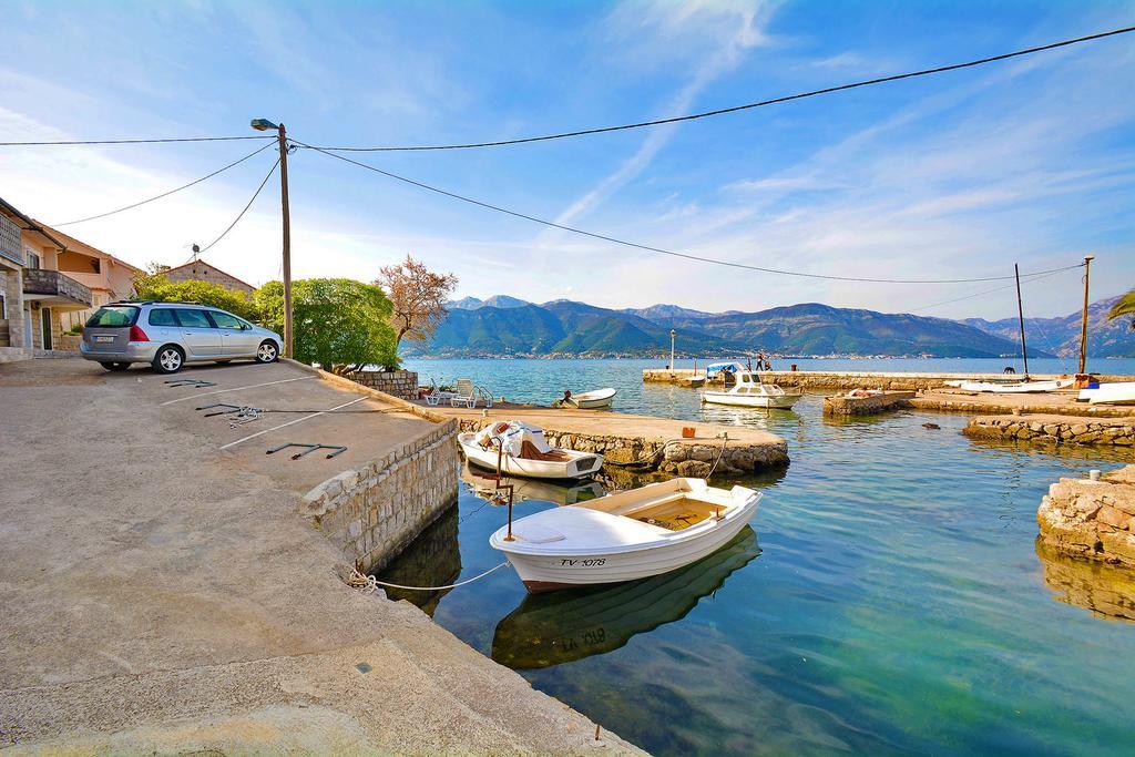 Kjara Apartments Tivat Zewnętrze zdjęcie