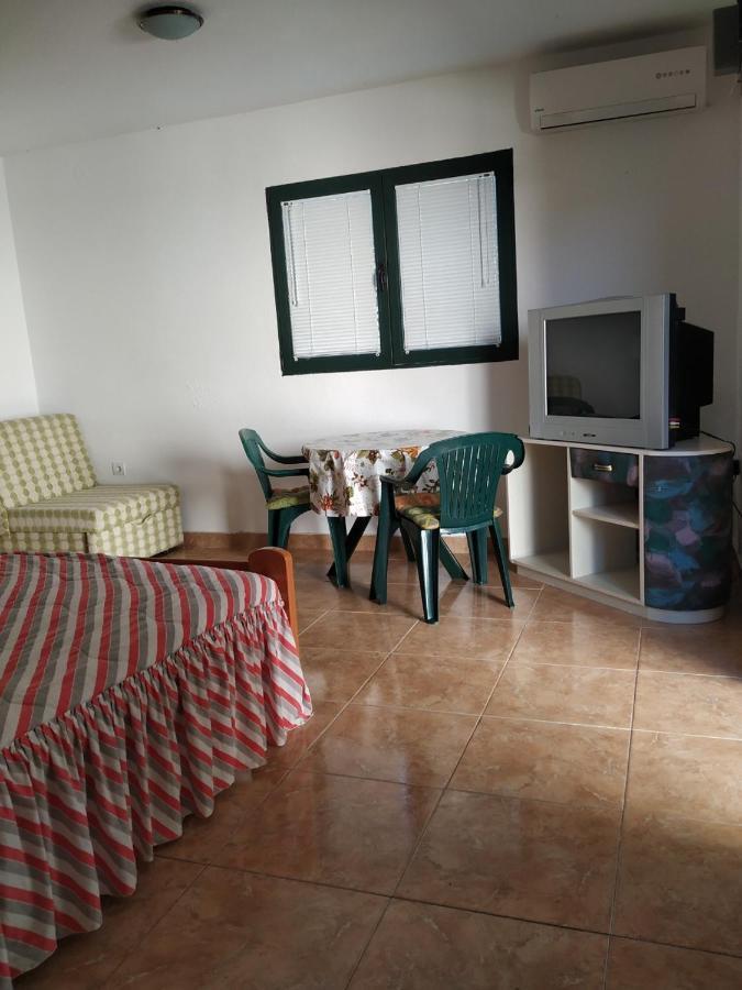 Kjara Apartments Tivat Zewnętrze zdjęcie